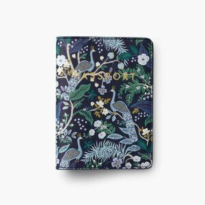 NWT Rifle Paper Passport Holder in Peacock